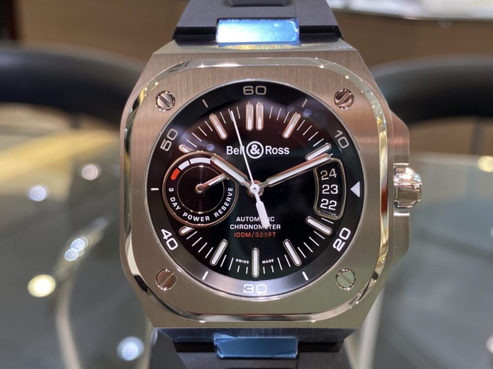Bell&Ross ベルアンドロス】BR-X5 ブラック入荷。BR-X5 BLACK STEEL