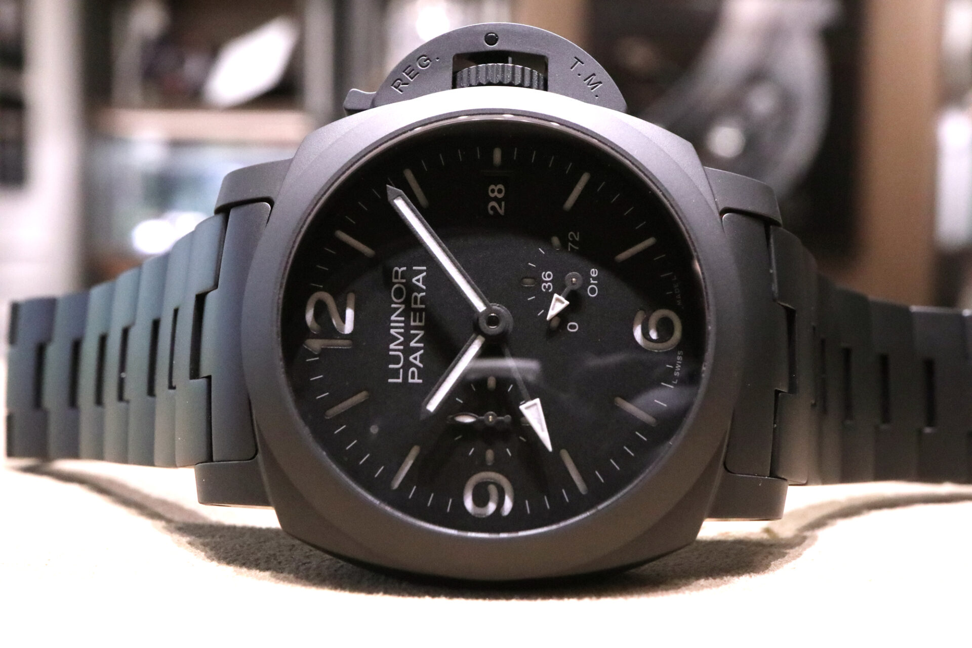 入荷速報！】世界120本限定 PAM01674 ルミノール GMT パワーリザーブ