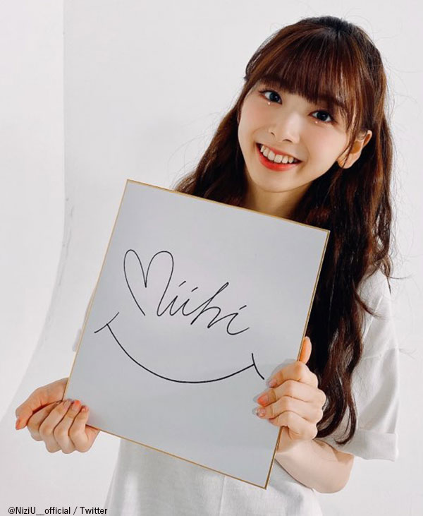 niziu ミイヒ直筆サインポラロイドチェキ