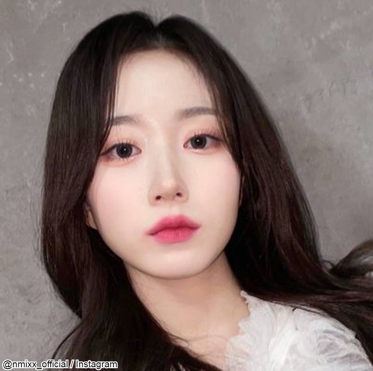 NMIXX ヘウォン、足首を負傷・・ 5月7日開催の「KCON 2022 Premiere