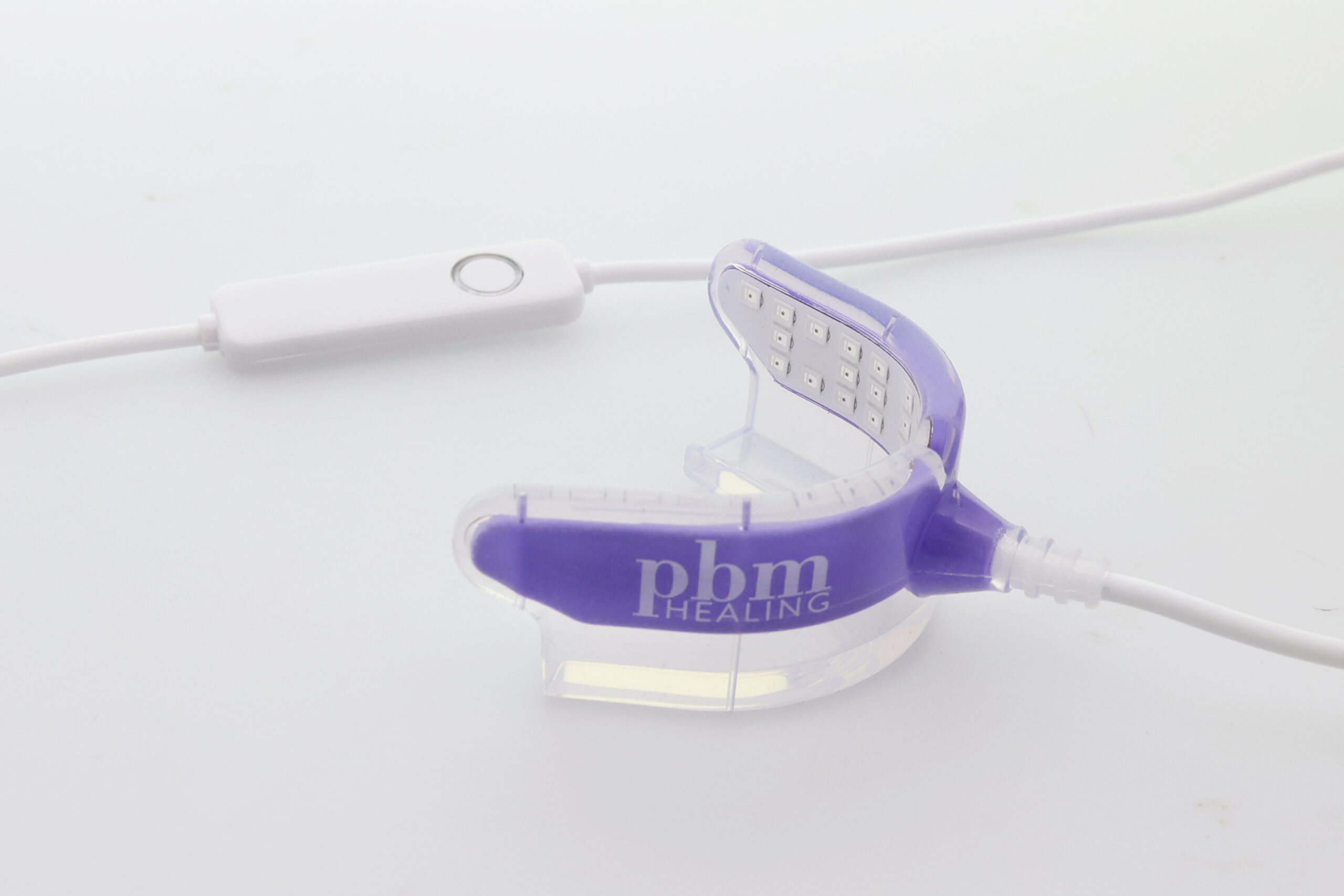 矯正治療を促進する光加速矯正装置（PBMヒーリング） ｜銀座の歯医者