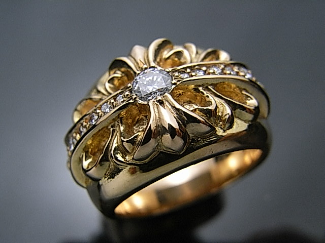 フローラルクロスリング22K、ダイヤパヴェカスタム～ ｜ クロムハーツ