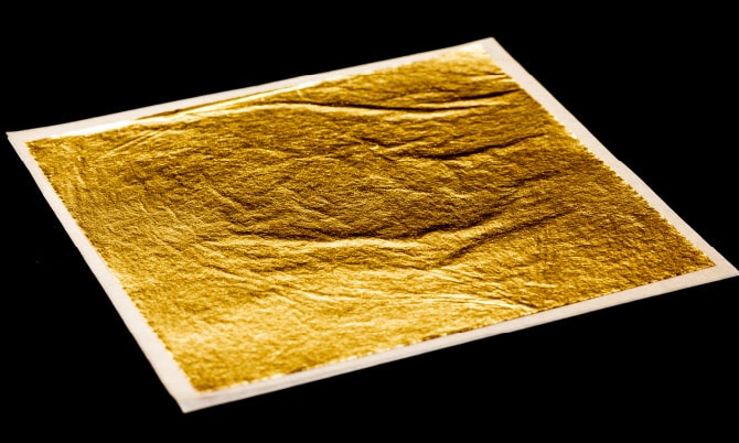 金箔・金消し | 取扱製品 | 純金箔・金属箔粉は変わらぬ温もりと輝き