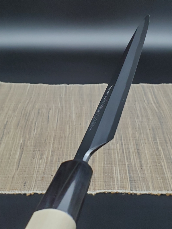 郷右馬允義弘～ 上作柳刃240mm 上霞研ぎ／水牛丸柄仕様