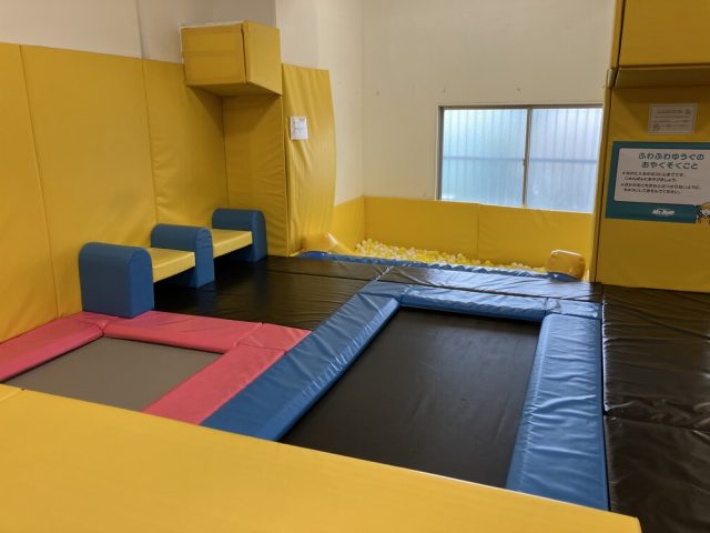 東門前」駅からすぐの「トランポリンパーク」で特別な体験を！ | ハマ