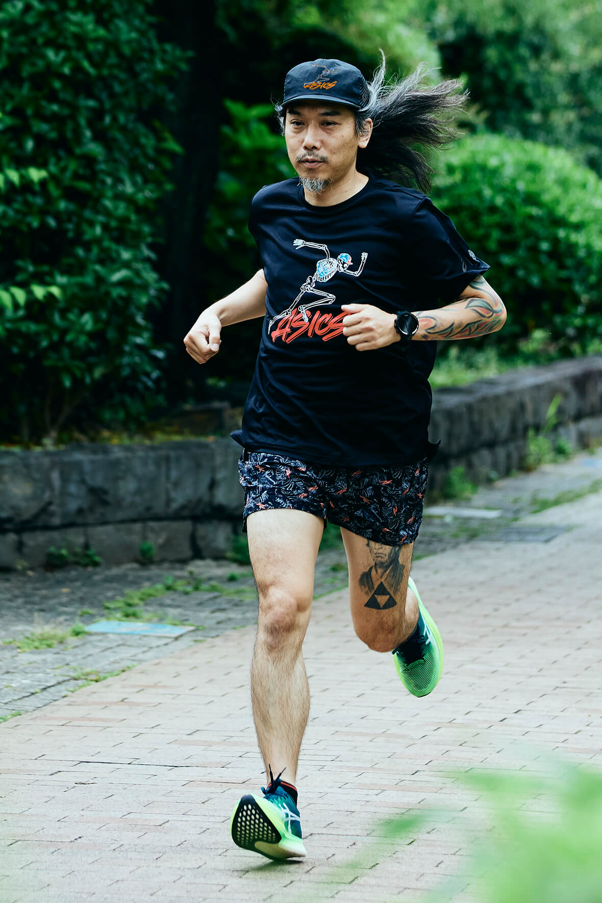 アシックスとエルドレッソがコラボレーション！ その全貌とモノづくり