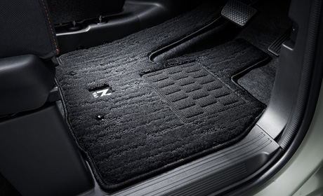 リアピロー｜インテリア｜N-VAN e:｜Honda Access｜Honda公式サイト