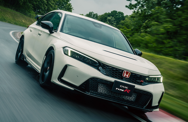 動画】新型シビック・タイプR、世界初公開！ FF最速を追求した「究極の