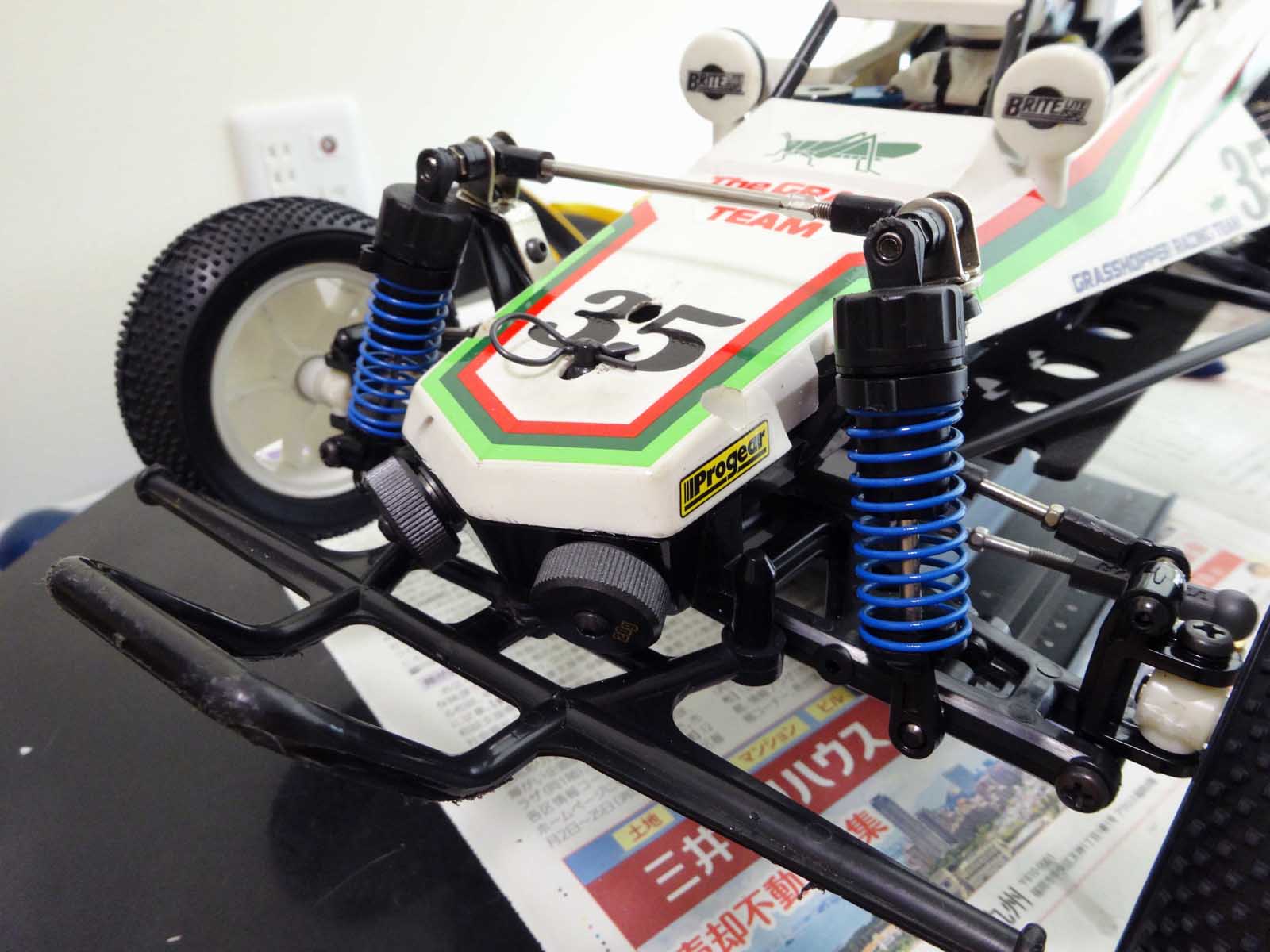 四独グラスホッパー2号機もダブルウィッシュボーン化してしまった