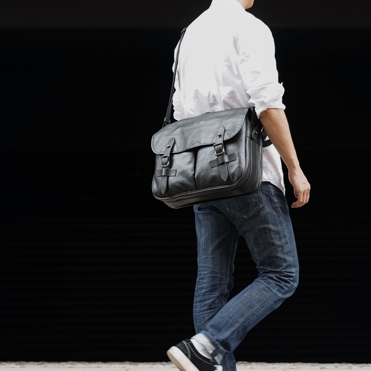 FIVE WOODS 【BALLARAT】ショルダーバッグ M | 株式会社 林五