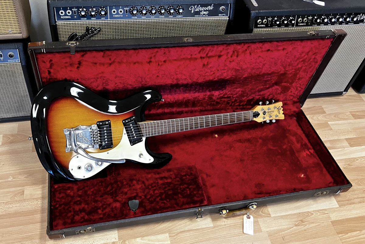 1966 Mosrite Ventures : Guitars : Vintage : Hanks Vintage Guitars