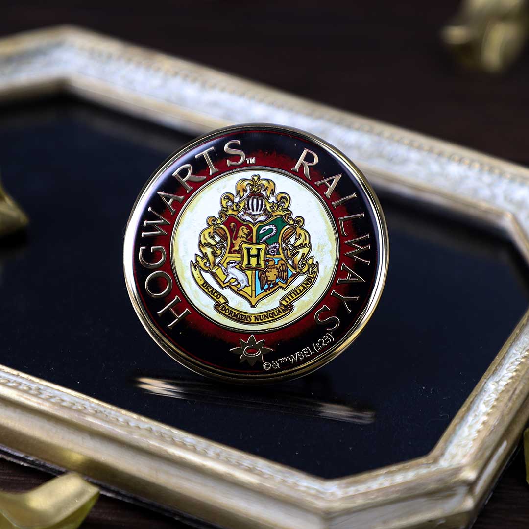 単品販売】金バッジ ホグワーツ 全10種 | ハリー・ポッター マホウドコロ