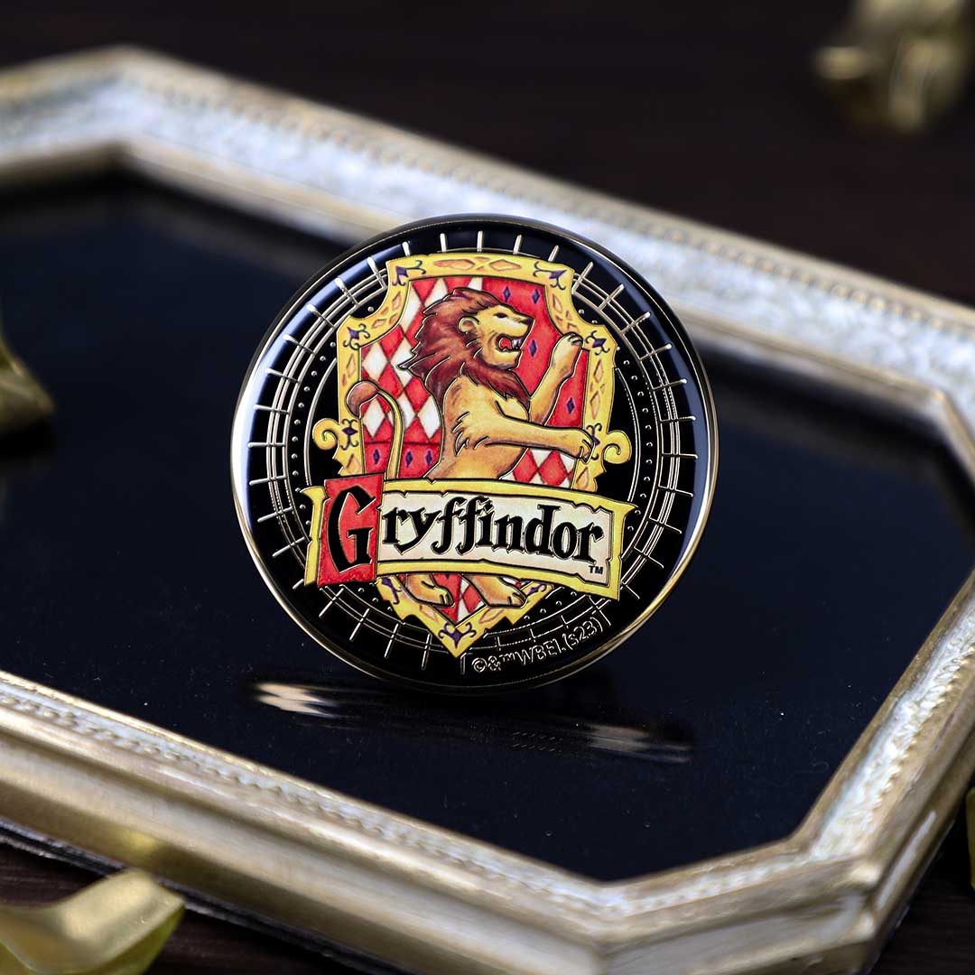 単品販売】金バッジ ホグワーツ 全10種 | ハリー・ポッター マホウドコロ