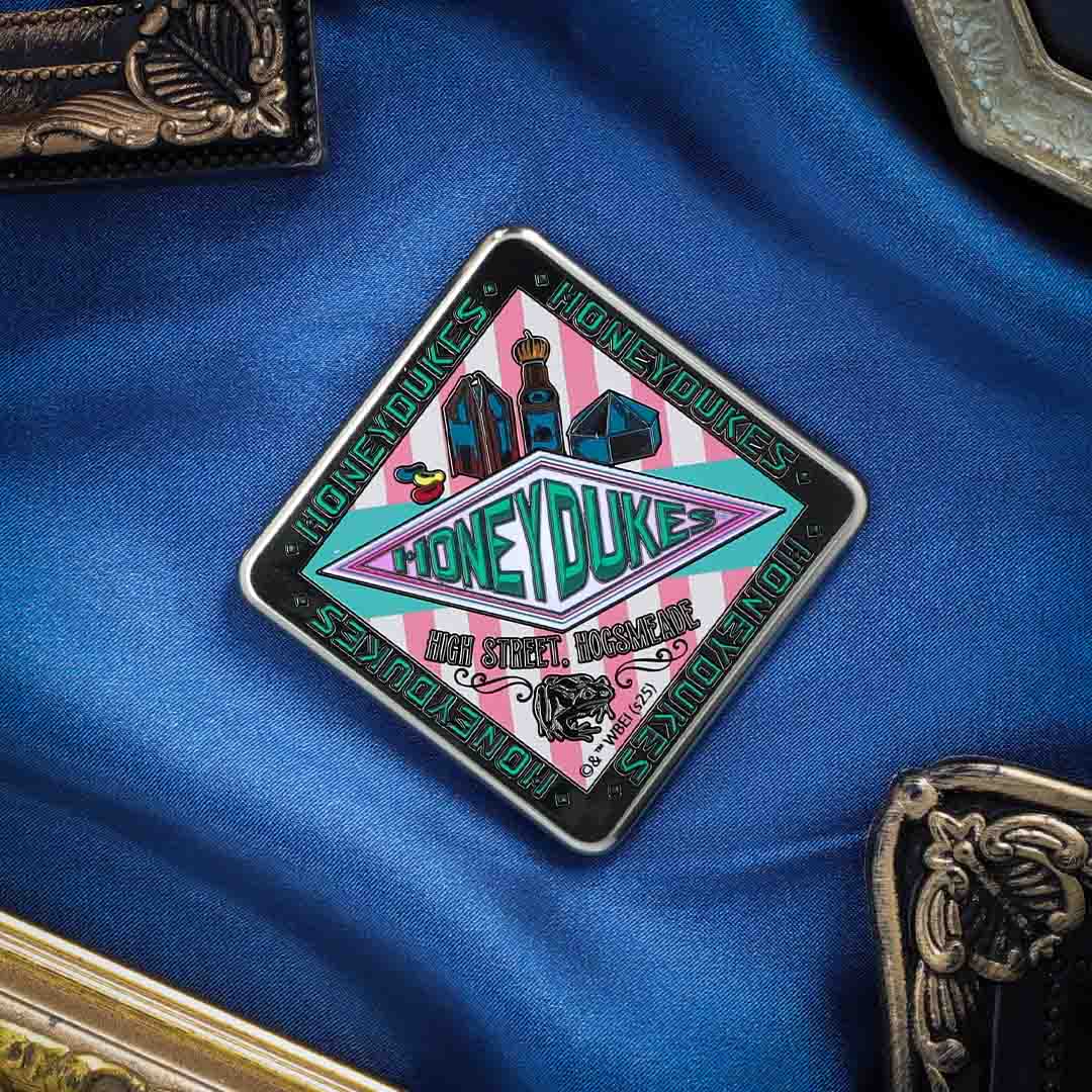 単品販売】金バッジプレミアムスクエア ロケーションズ 全8種 | ハリー