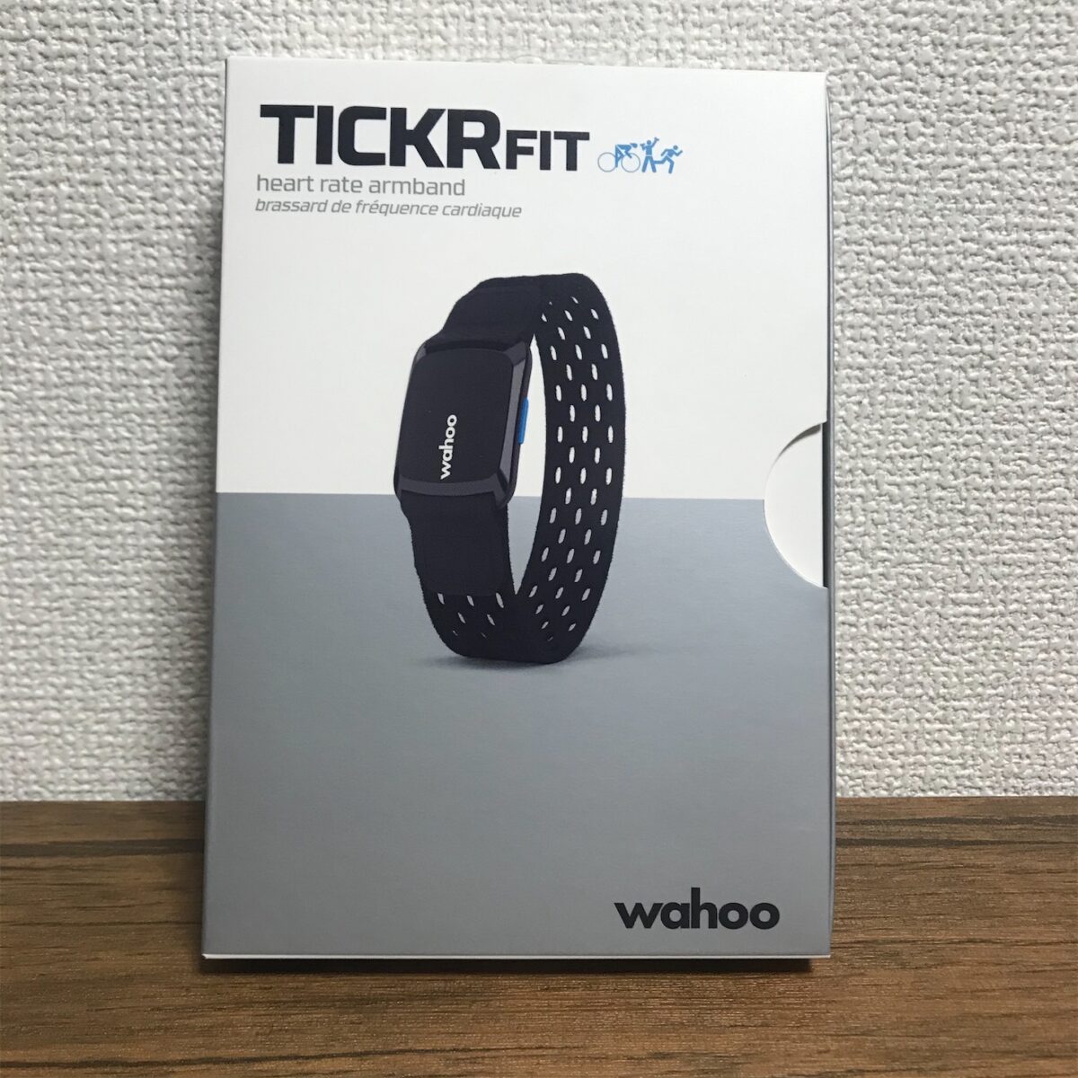 Zwift用に買った、Wahoo TICKR FITのインプレ【腕に巻くタイプの心拍計