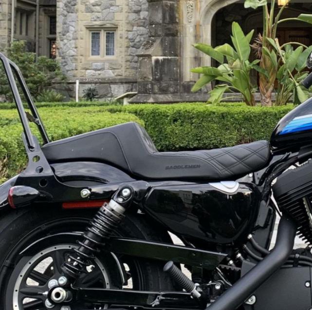 スポーツスター用カスタムシートの種類と特徴 - ハーレーカスタムガイド