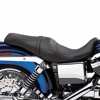 ダイナのシートを交換する - ハーレーカスタムガイド