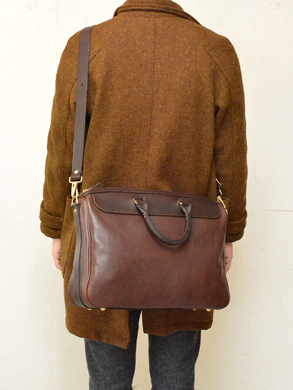 カジュアルにもおすすめの2wayビジネスバッグ / 革鞄のHERZ(ヘルツ