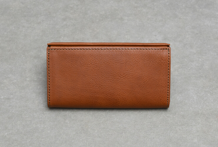 マグネット留めのフラットな長財布 / 革鞄のHERZ(ヘルツ)公式通販