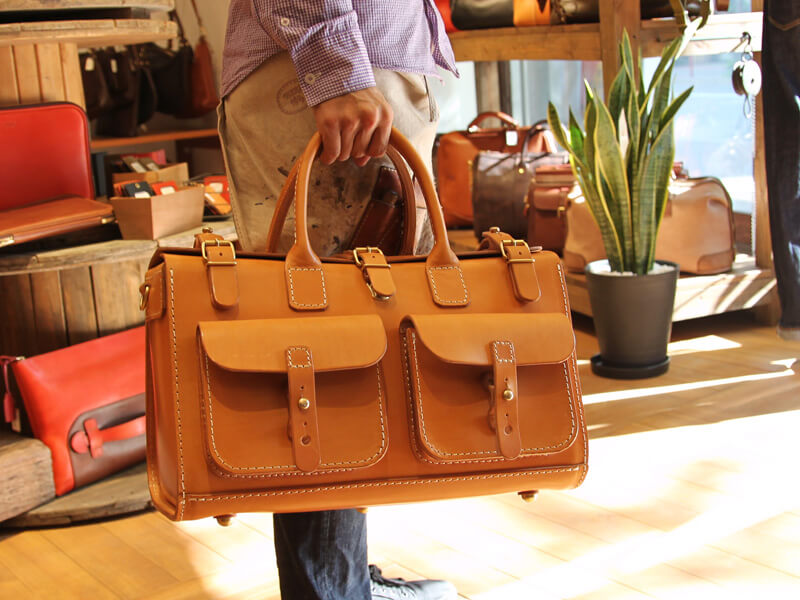 ヘルツ博多店オープン記念カバンのご紹介【後編】｜革鞄・革小物のHERZ