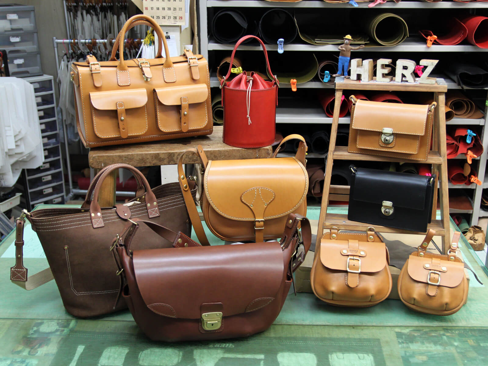 ヘルツ博多店オープン記念カバンのご紹介【後編】｜革鞄・革小物のHERZ