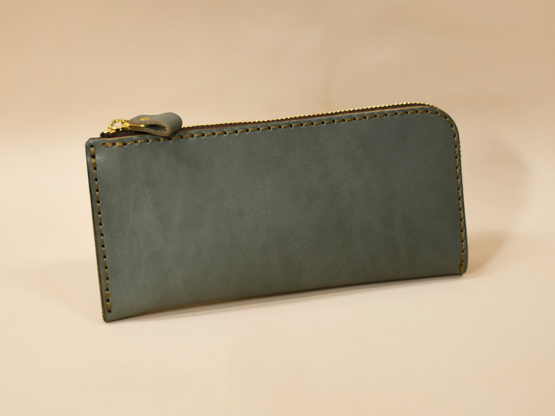 オンラインショップのアイビーグレイアイテムより一部ご紹介｜革鞄・革