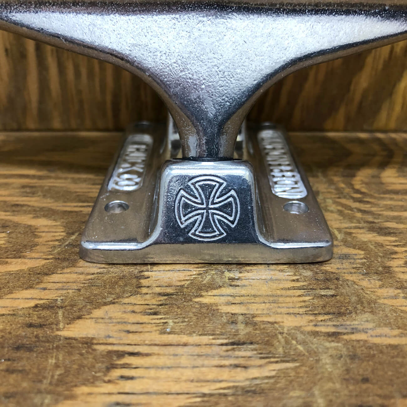 INDEPENDENT STAGE11 FORGED TITANIUM SLIVER STANDARD TRUCKS 129-159