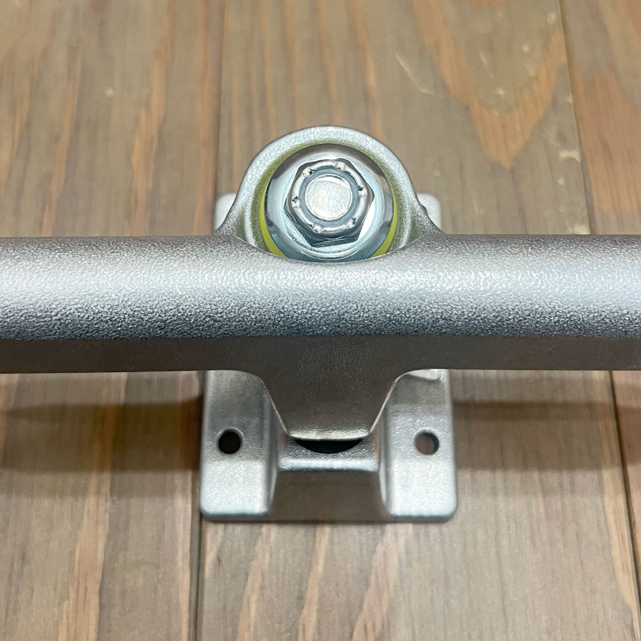 LURPIV SOLID POLISHED 140/145/150/160mm TRUCKS | 東京のスケート