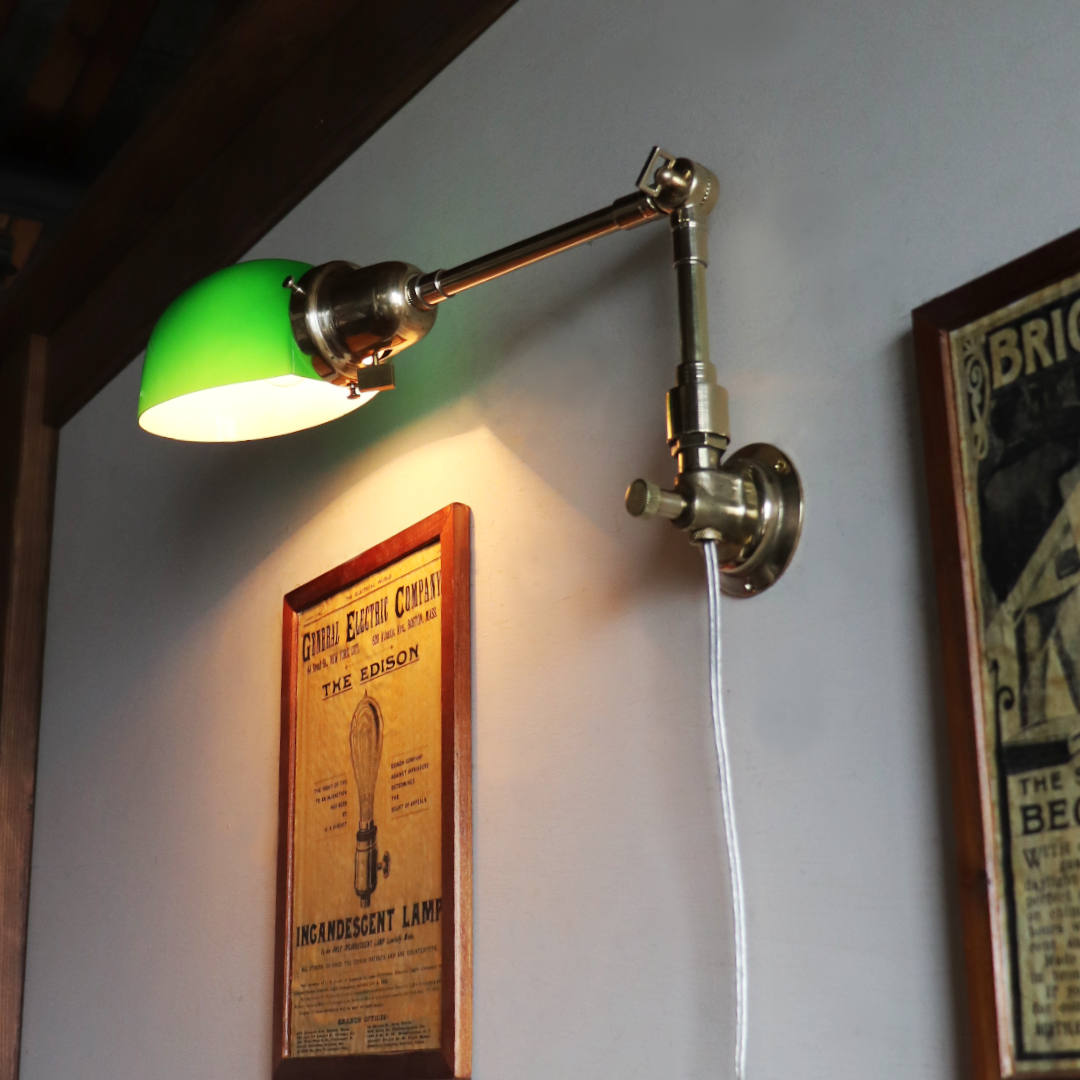 電気工事不要】【1点もの】【ハンドメイド】グリーンガラスシェード