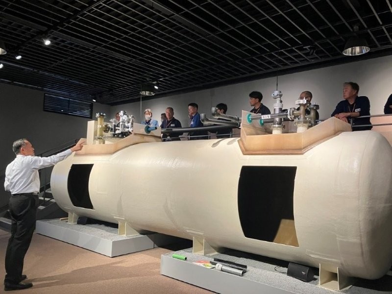 平沢運輸株式会社SP | JXTG・コスモ石油専属会社。タンクローリー石油