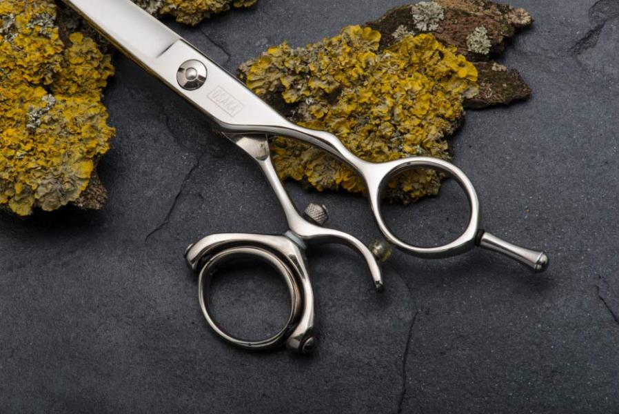 OSAKA VEGAシザー【数量限定】 究極の人間工学デザイン、360度スイング