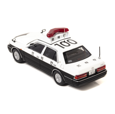 1/43 トヨタ クラウン (GS151Z) 2000 警視庁地域部自動車警ら隊車両