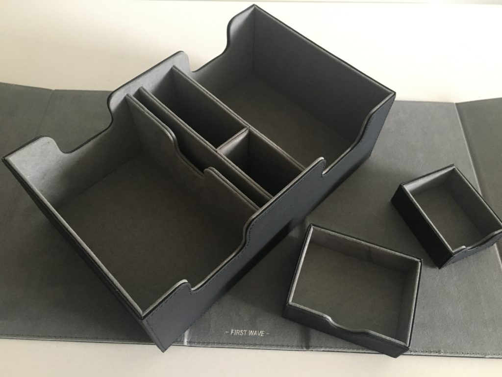 Ultimate Guard Smarthive 400+ Deck Case Review