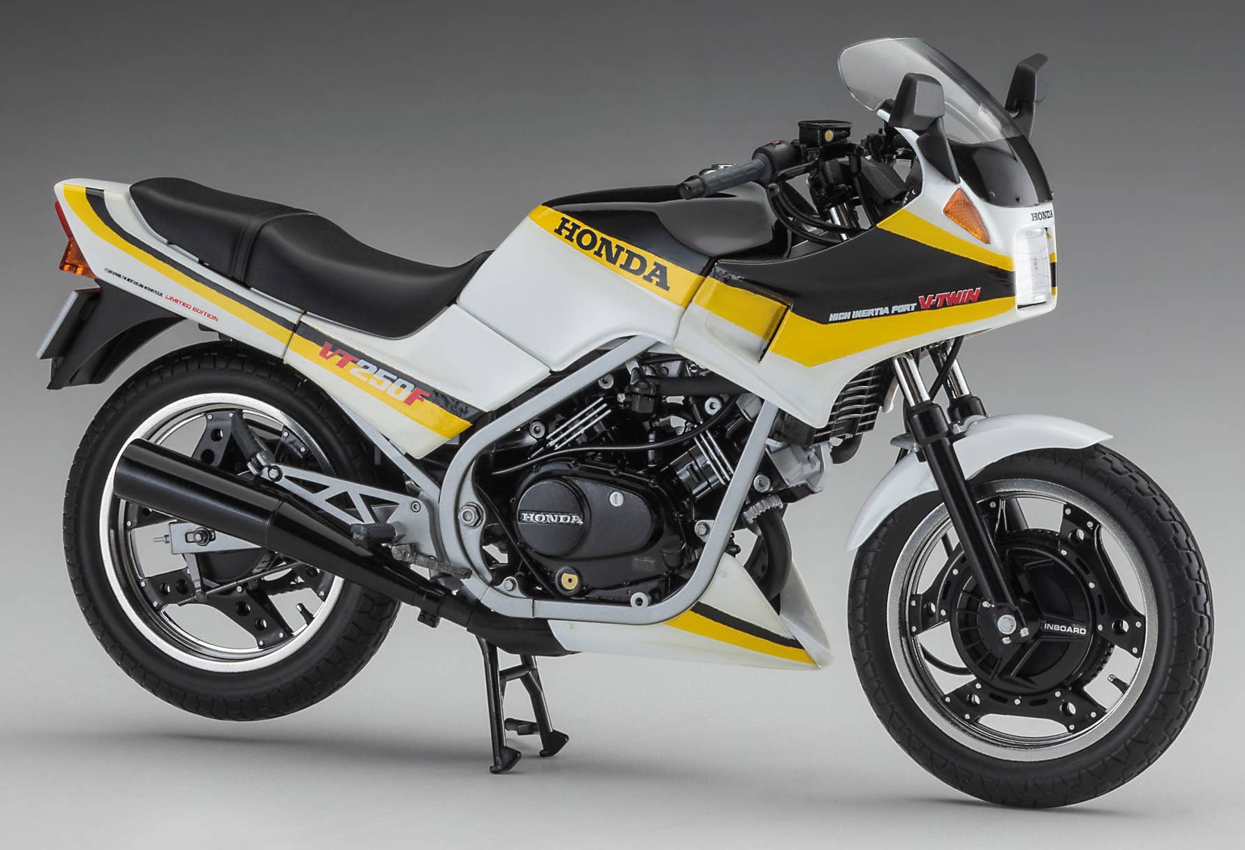 Honda VT250F (MC08) (1985) Limited Edition | HLJ.com