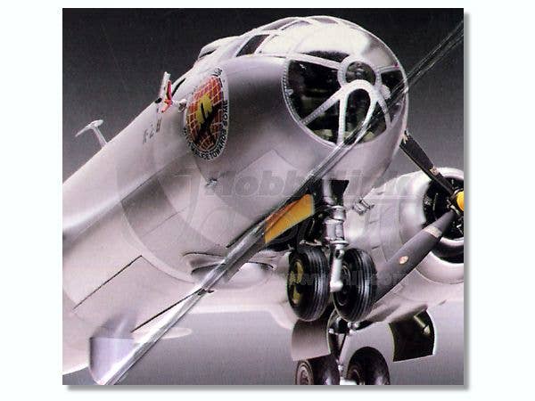 B-29 Superfortress | HLJ.com