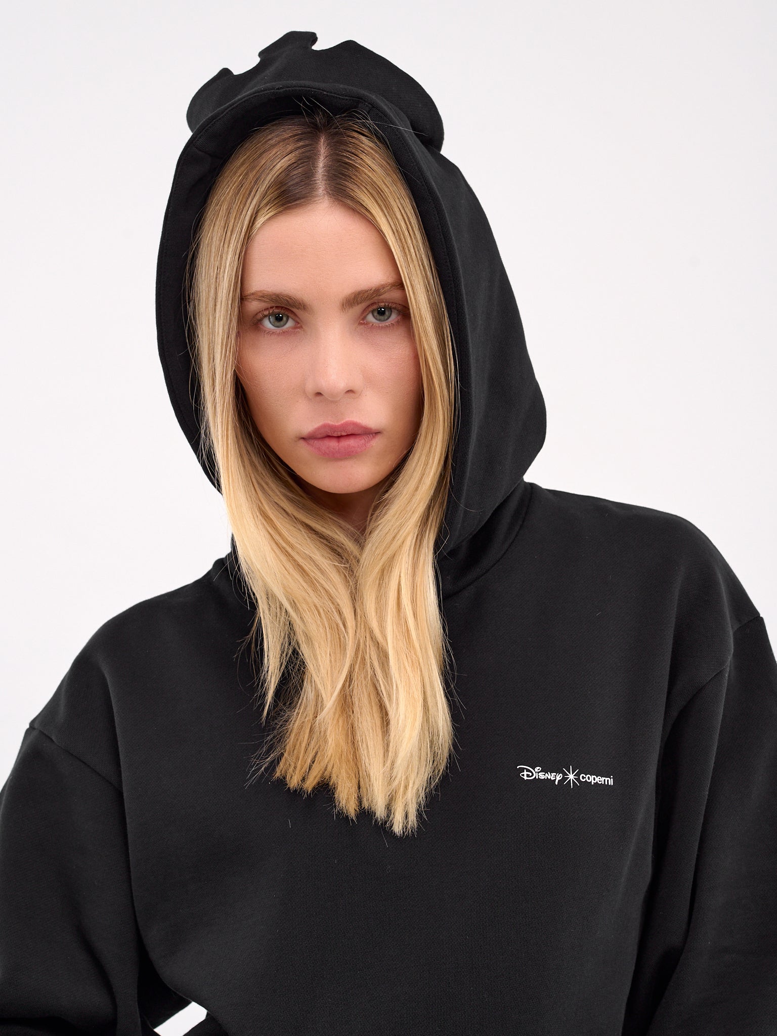 Disney Crown Hoodie (DJS152F5035-BLACK)