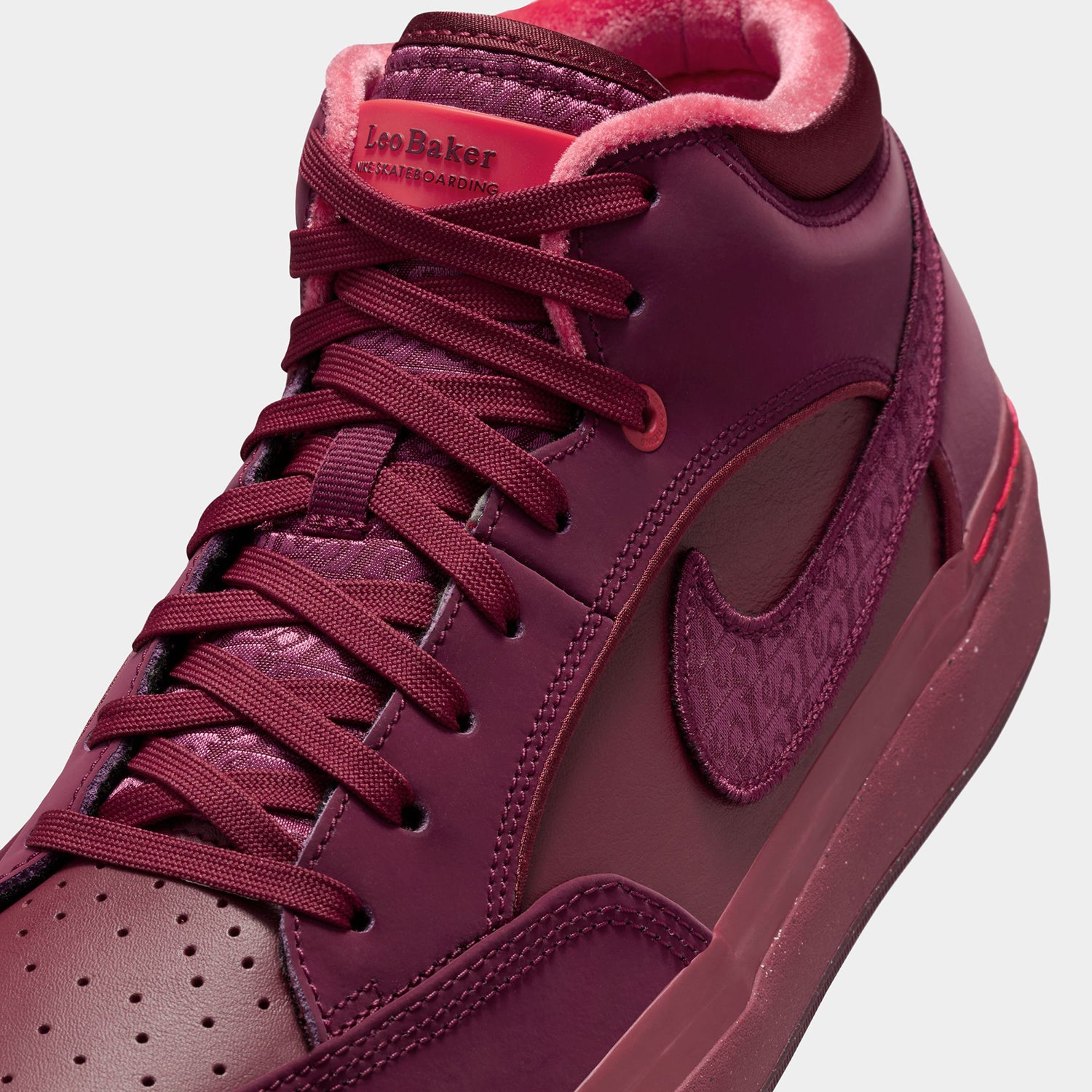 NIKE SB REACT LEO PRM｜FOOTWEAR（スニーカー）｜【公式通販 HUF】｜ハフ