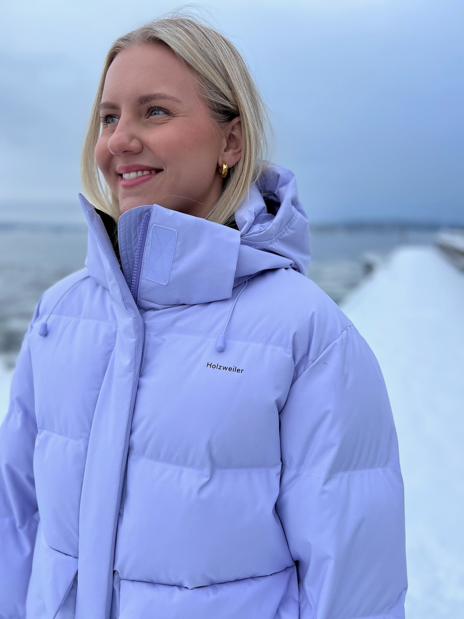 Besseggen Down Jacket Lilac – hvit tråd