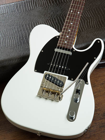 Tokai ATE164MV 3PU with Maverick Vibrato Olympic White 2018 中古