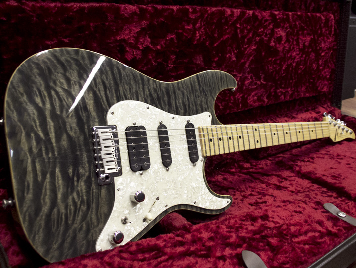 Tom Anderson Drop Top Classic Trans Black 中古｜ギター買取の東京
