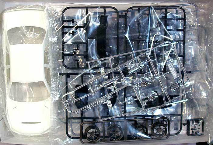 アオシマ URAS スカイライン (ER34) 1/24 Sパッケージ・バージョンR