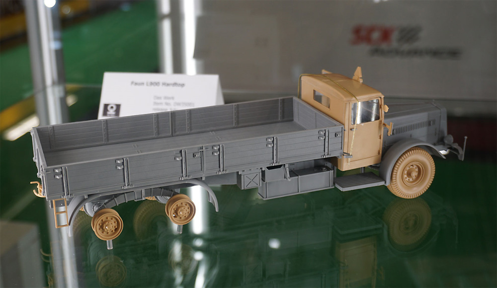 ダス ヴェルク ドイツ 9t 運搬トラック ファウン L900 ハードトップ