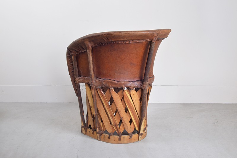 Equipal Chair – In a Station