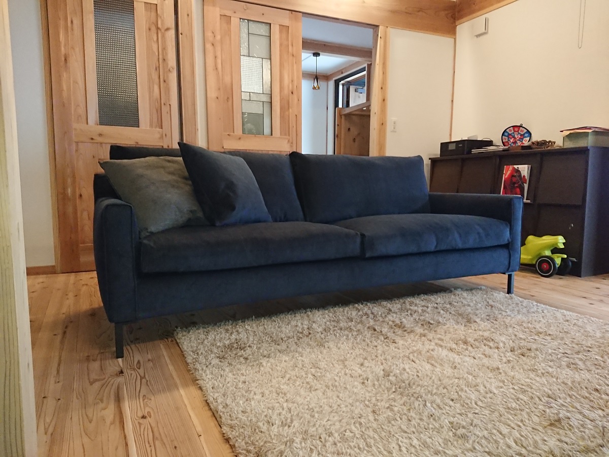 Y様 ／ アイラーセン ストリームラインソファ | インテリアショップ Life