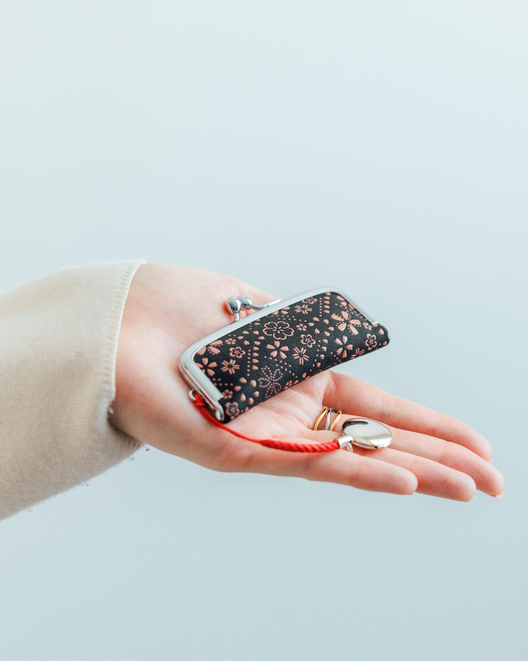 季節限定】桜模様の印伝シリーズより「桜格子」発売（2/11より