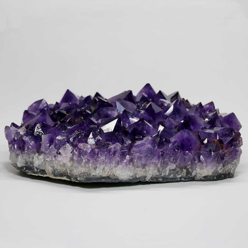 高品質]ブラジル産アメジストクラスター/ゲーサイトインクルージョン
