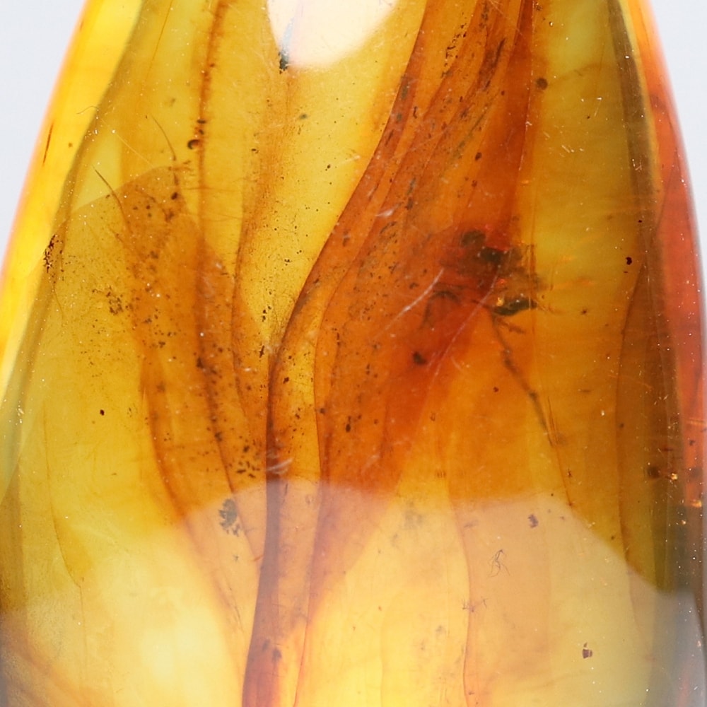トップクォリティ]ドミニカ共和国産虫入り琥珀ルース（天然イエロー