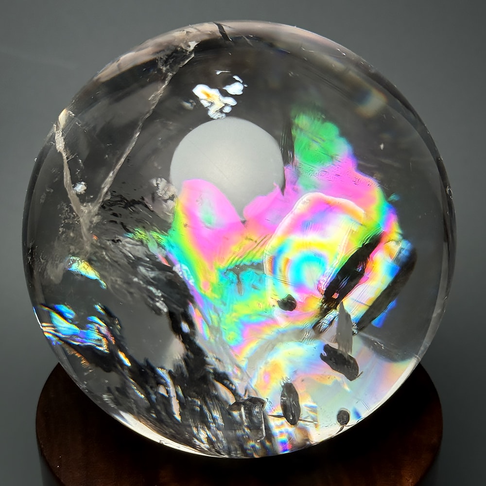 トップクォリティ]ブラジル産レインボー水晶玉/アイリスクォーツ