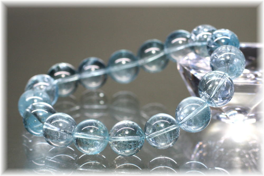 3A++]ブルートパーズブレスレット（約12mm玉） - 埼玉県吉川市の天然石