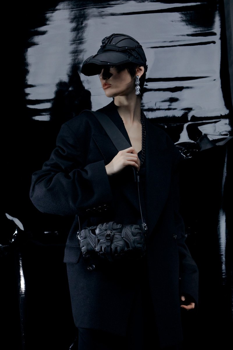 OBJECT I67 CROSSBODY BAG - Innerraum